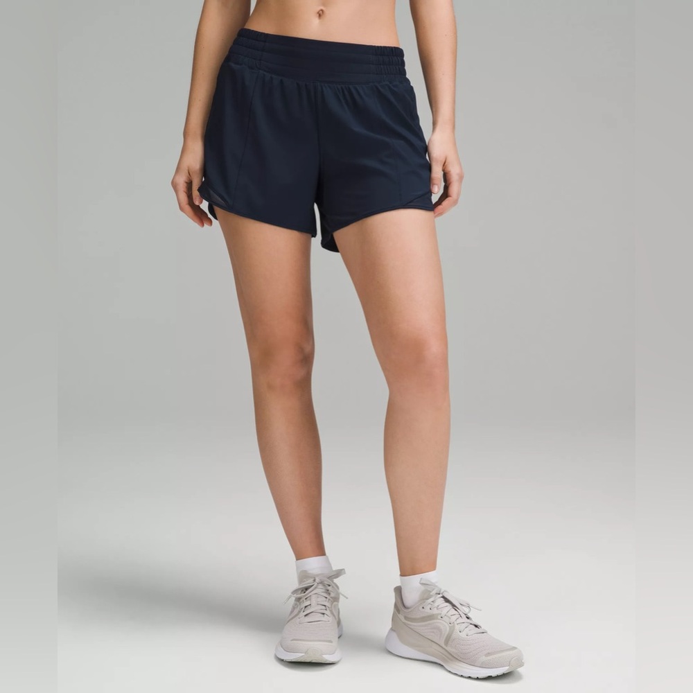 NWT Lululemon Hotty Hot High-Rise Lined Short 4" True Navy Size 2
